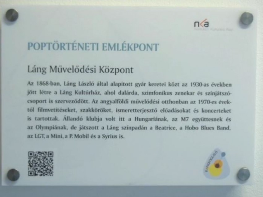 Az angyalföldi Lángban adták át az újabb poptörténeti emlékpontot Az angyalföldi Lángban adták át az újabb poptörténeti emlékpontot -