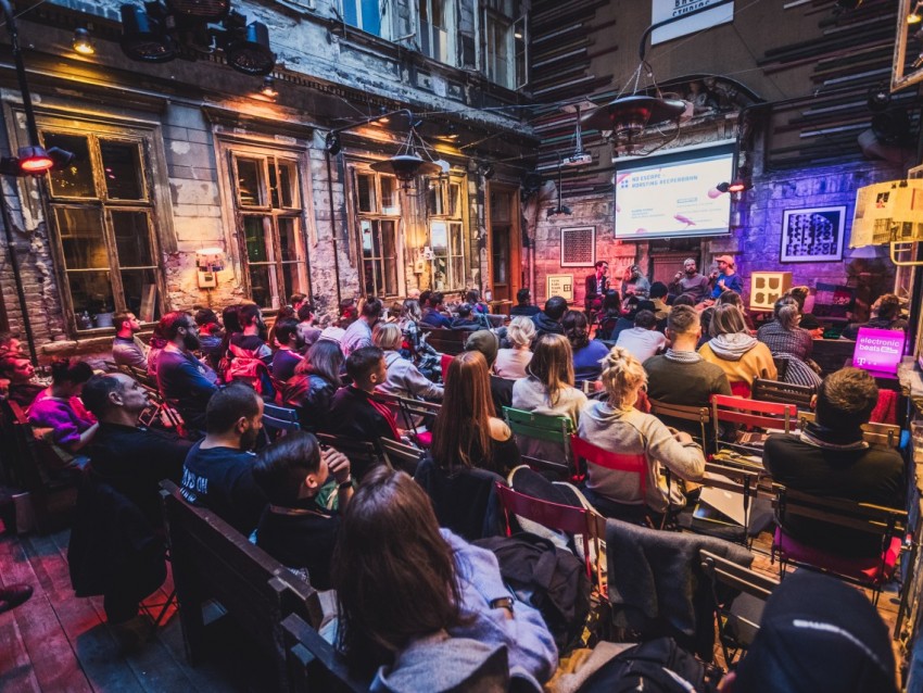 A HOTS bemutatja: BUSH 2019 konferencia A HOTS bemutatja: BUSH 2019 konferencia -